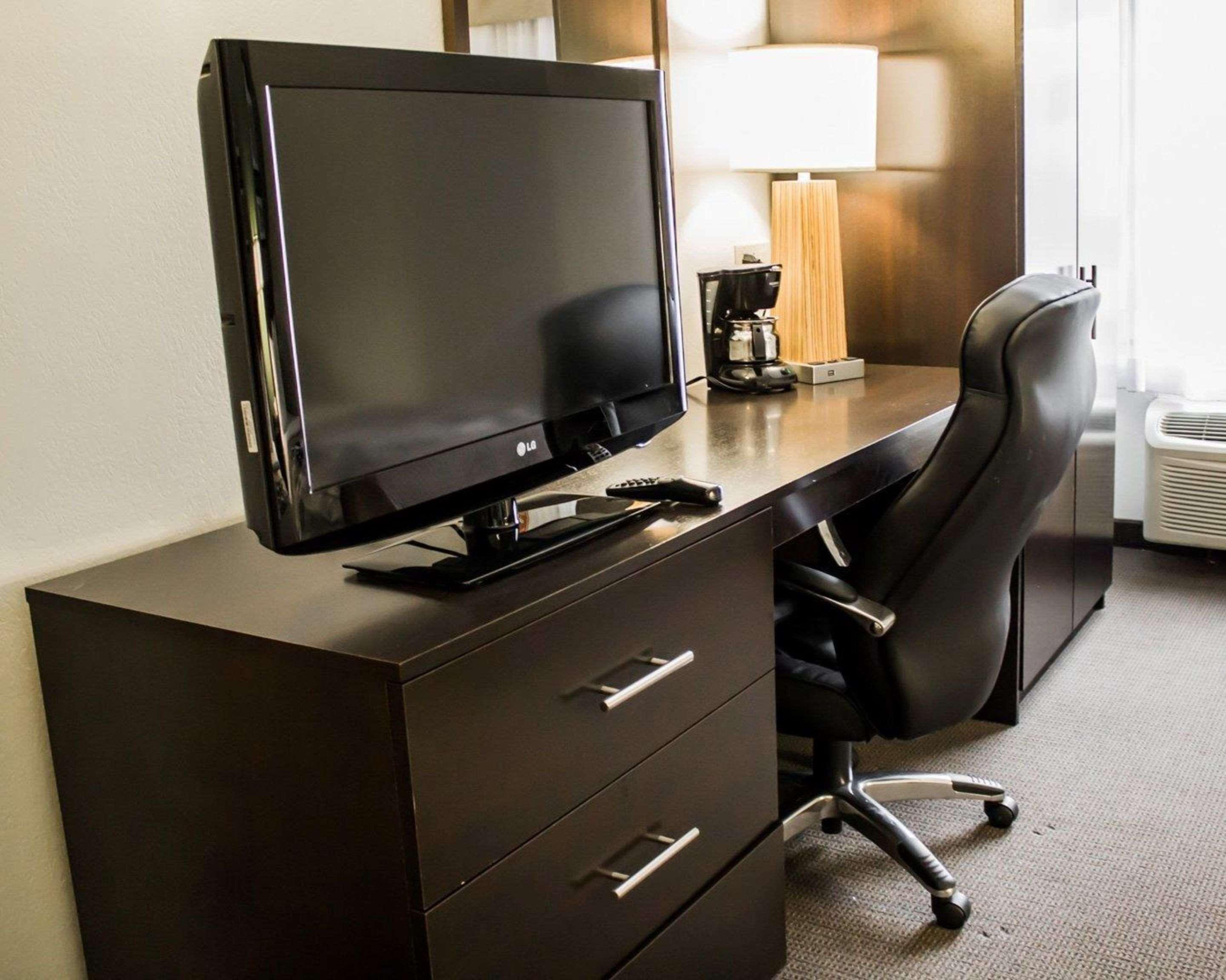 Sleep Inn Geistown Екстериор снимка