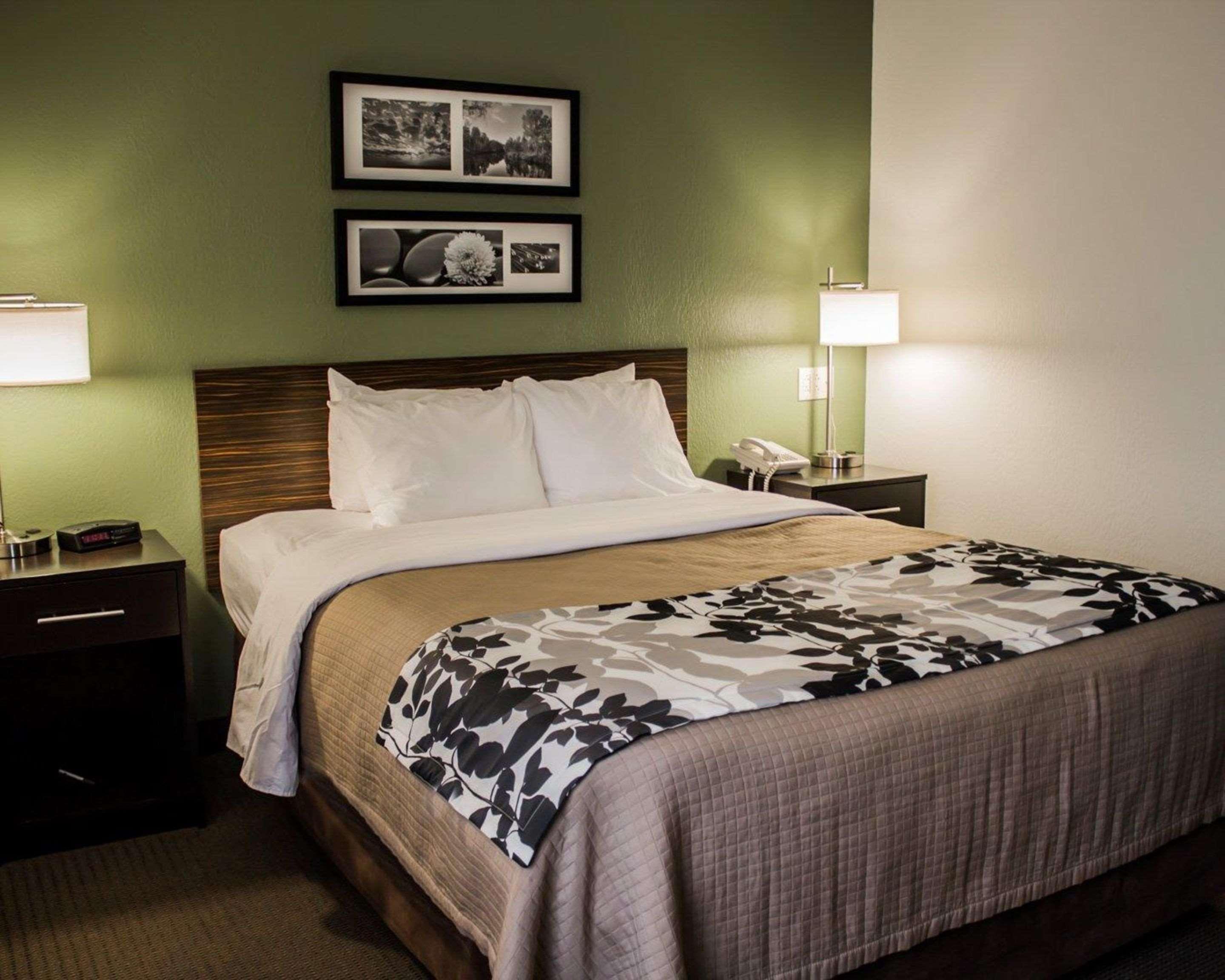 Sleep Inn Geistown Екстериор снимка