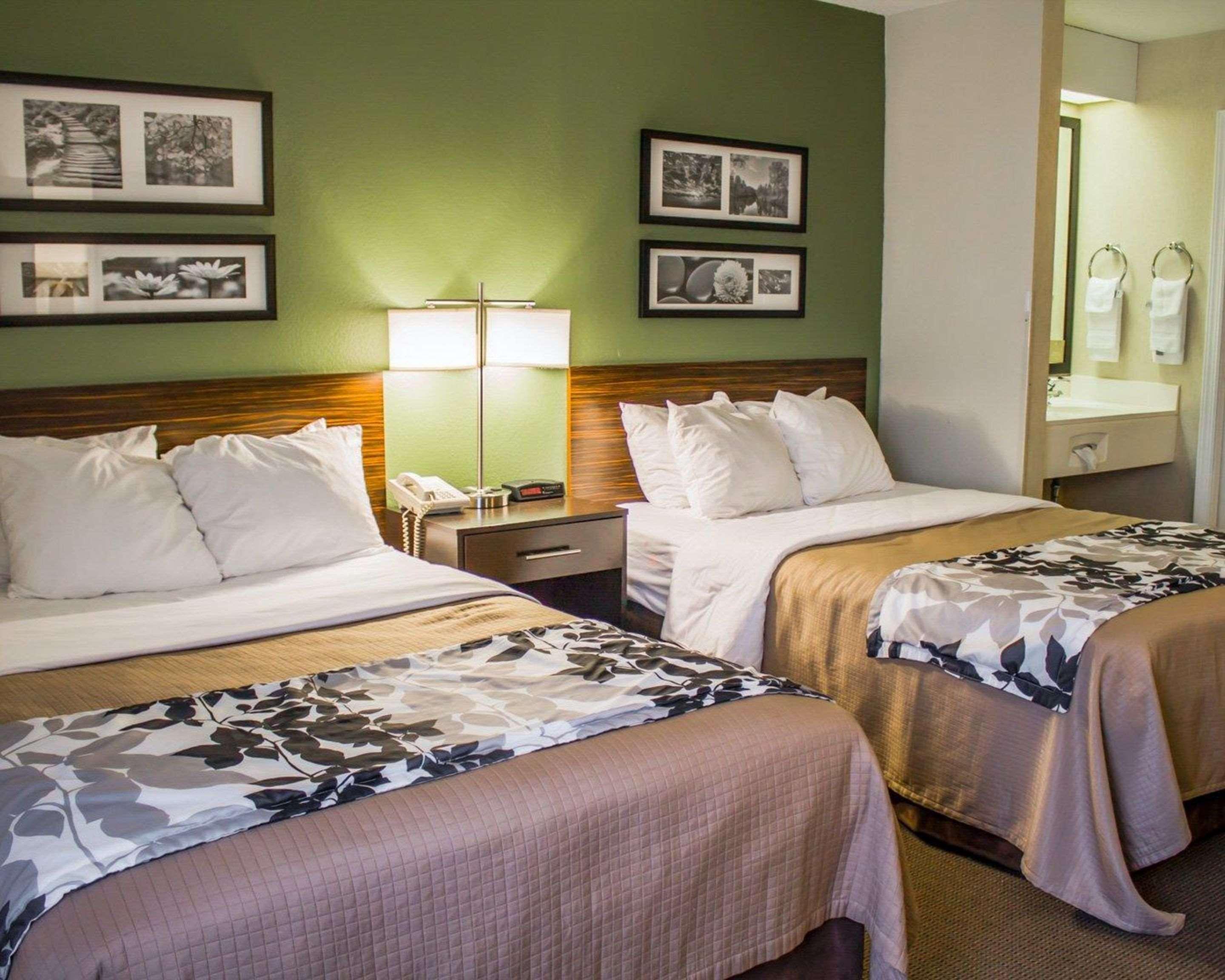Sleep Inn Geistown Екстериор снимка