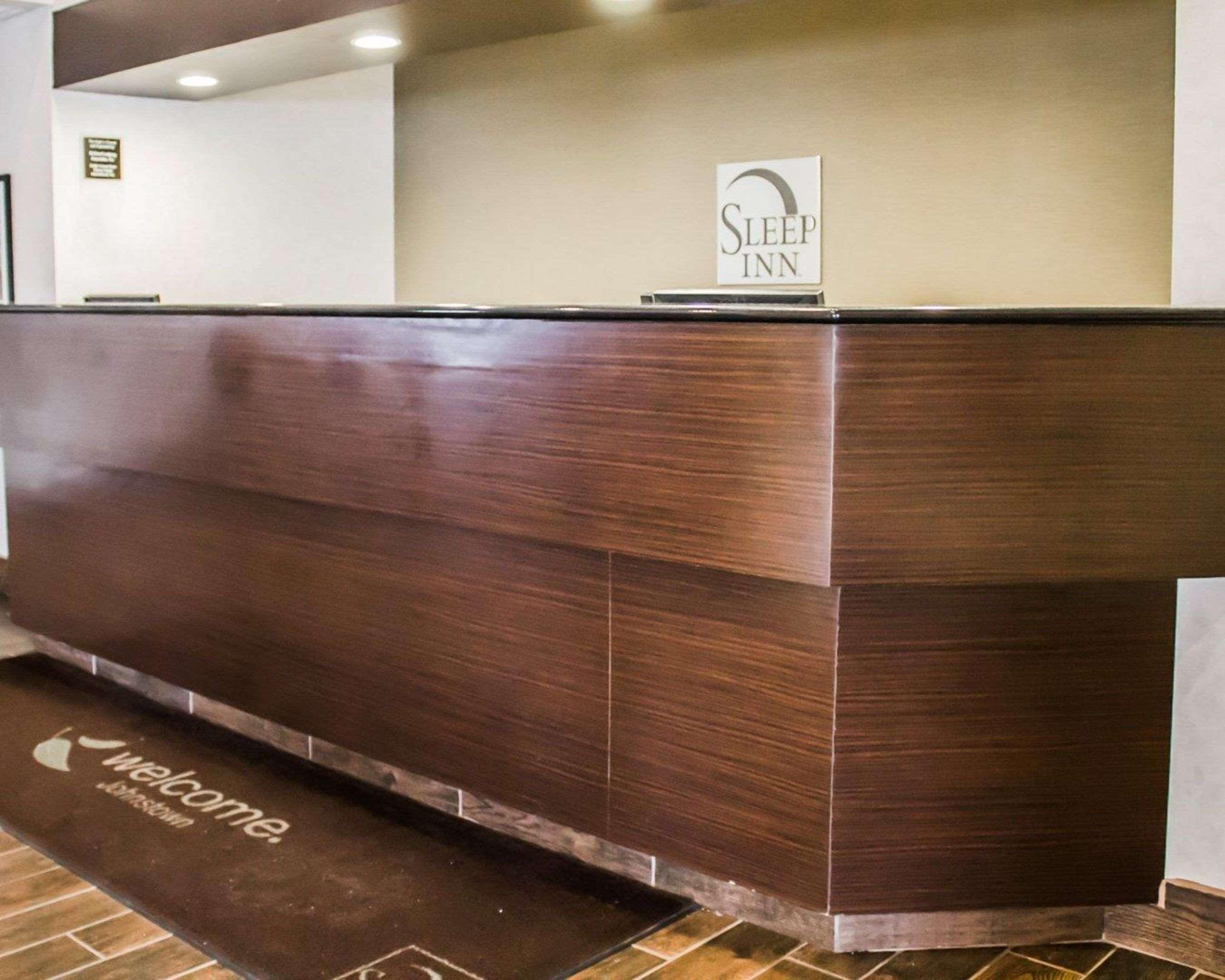 Sleep Inn Geistown Екстериор снимка