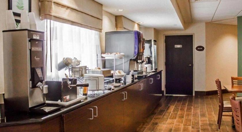 Sleep Inn Geistown Екстериор снимка