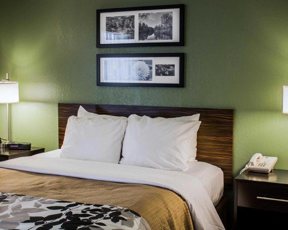 Sleep Inn Geistown Екстериор снимка