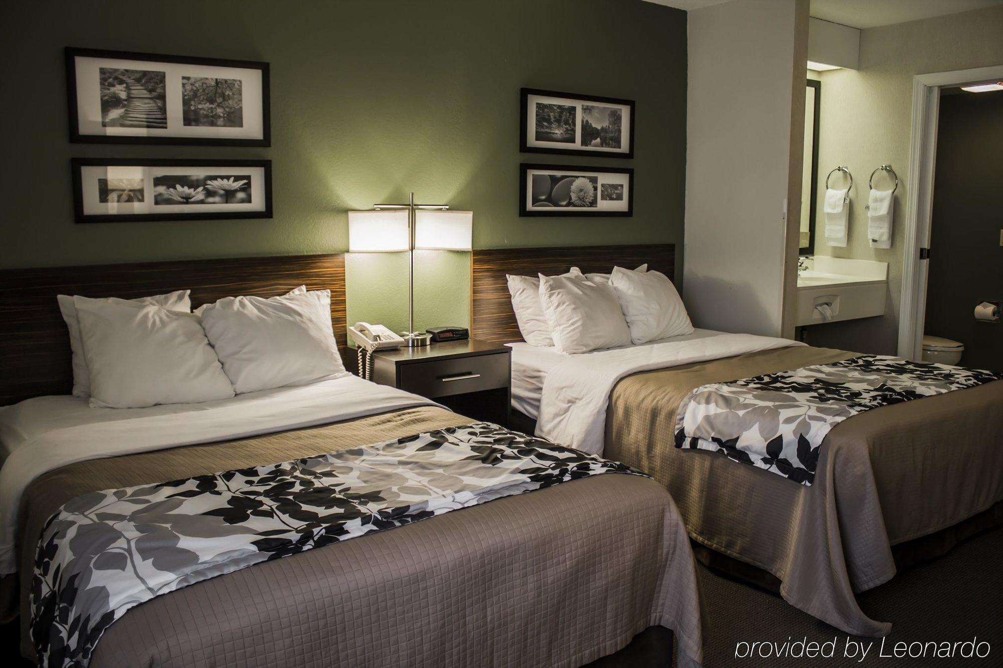 Sleep Inn Geistown Екстериор снимка