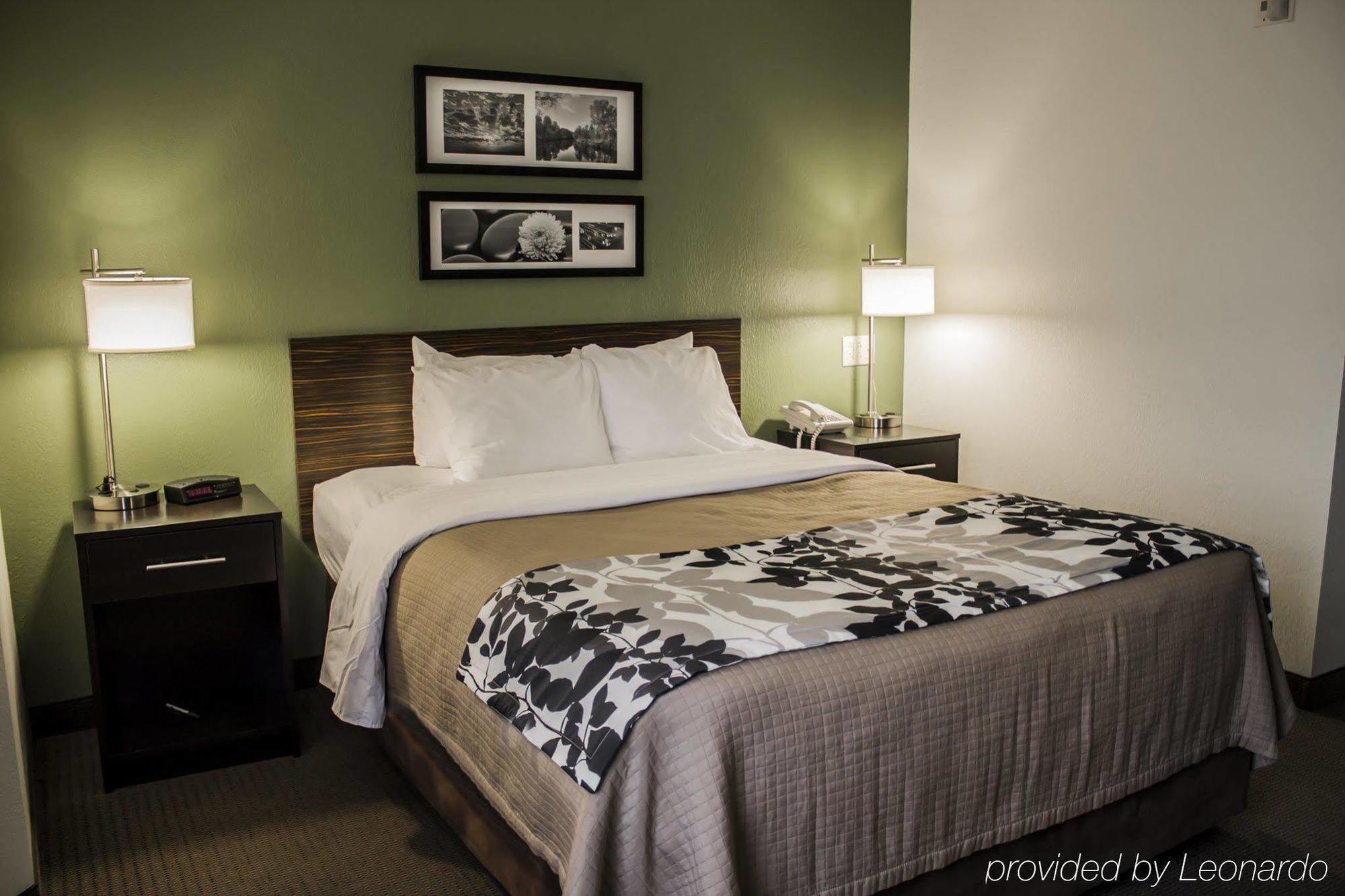 Sleep Inn Geistown Екстериор снимка